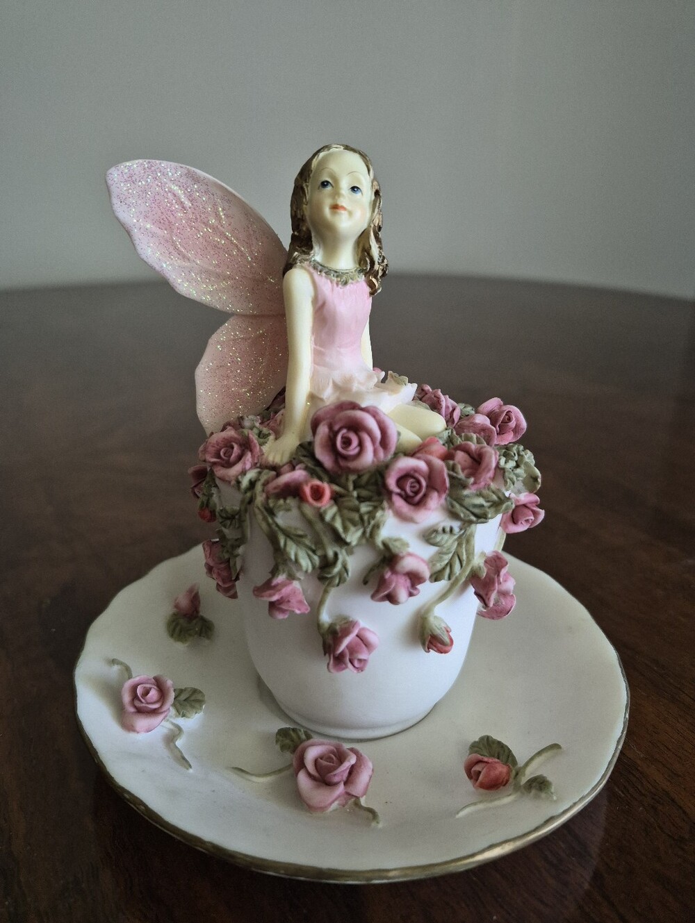 Vintage 1999 Dezine The Fairy Collection Teacup Fairy Figurine